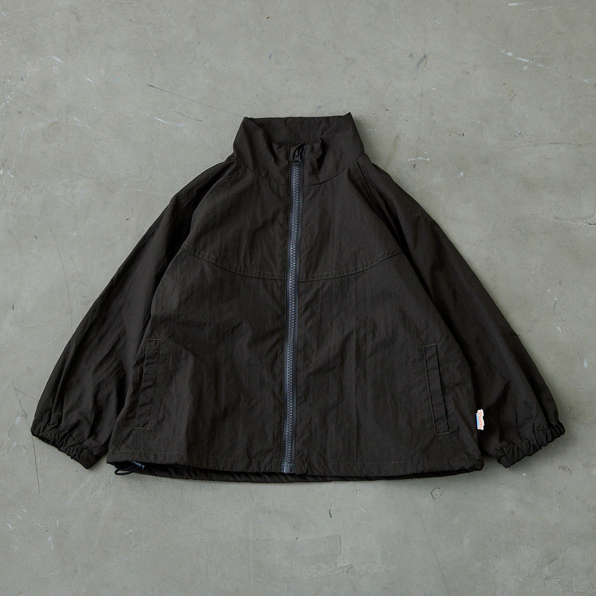 ウィンドブレーカー