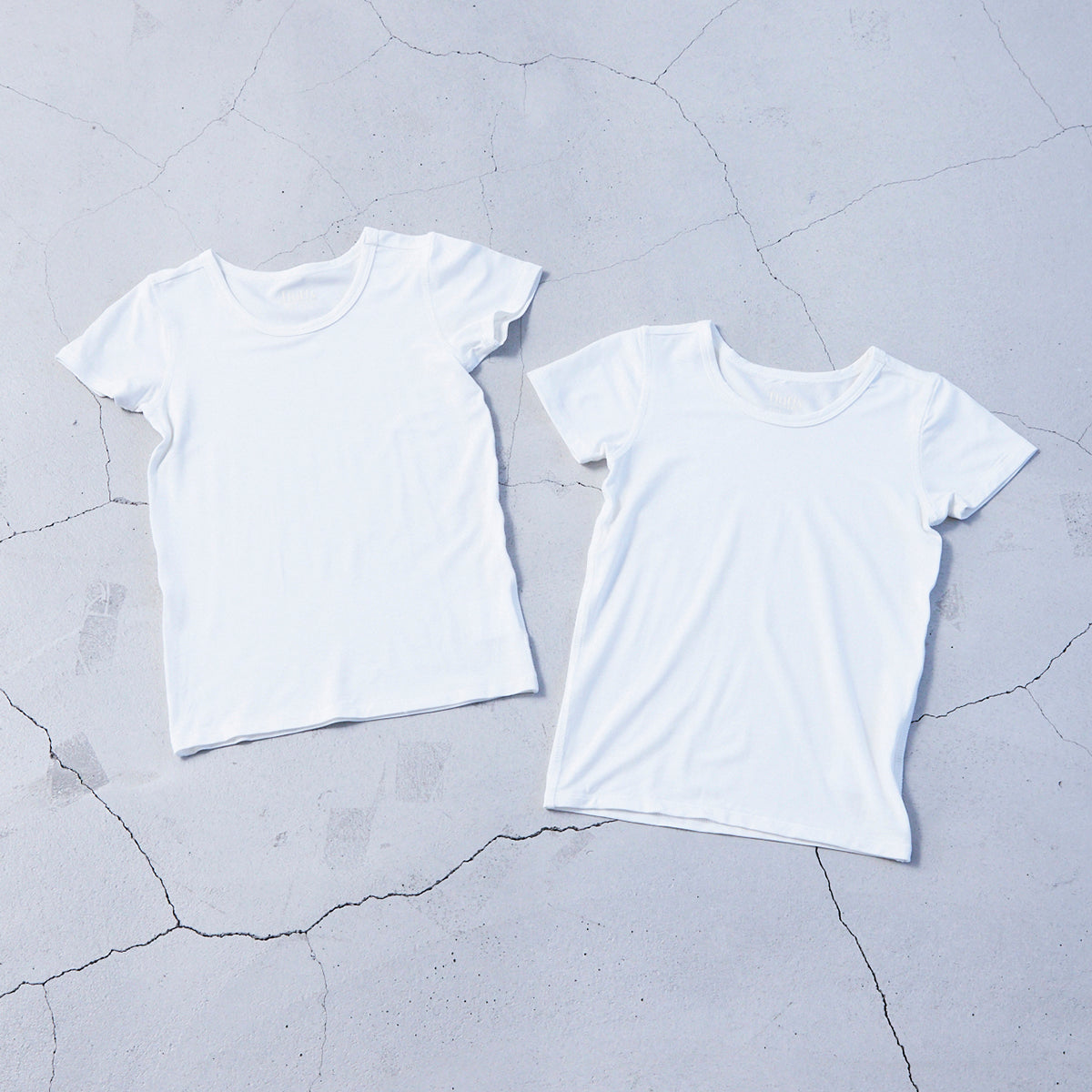 肌着Tシャツ(首グリ深め)