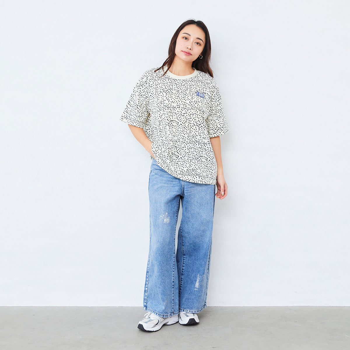 総柄Tシャツ
