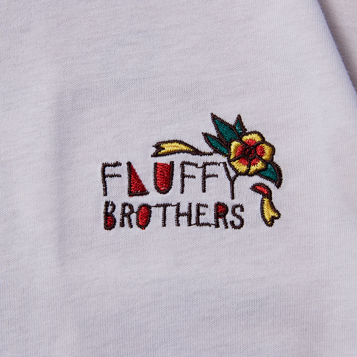 マリア刺繍ロンT