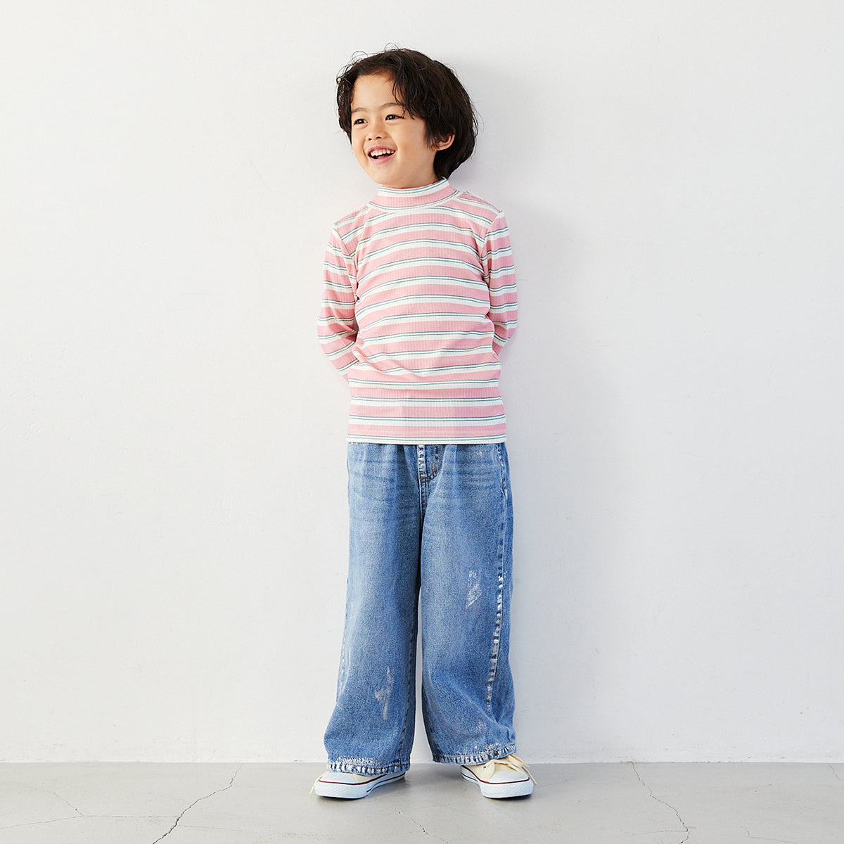 もちもちハイネックロンT