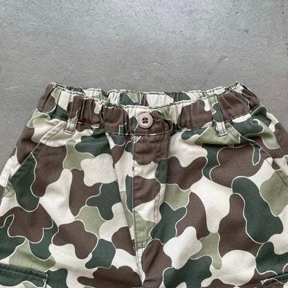 迷彩カーゴパンツ