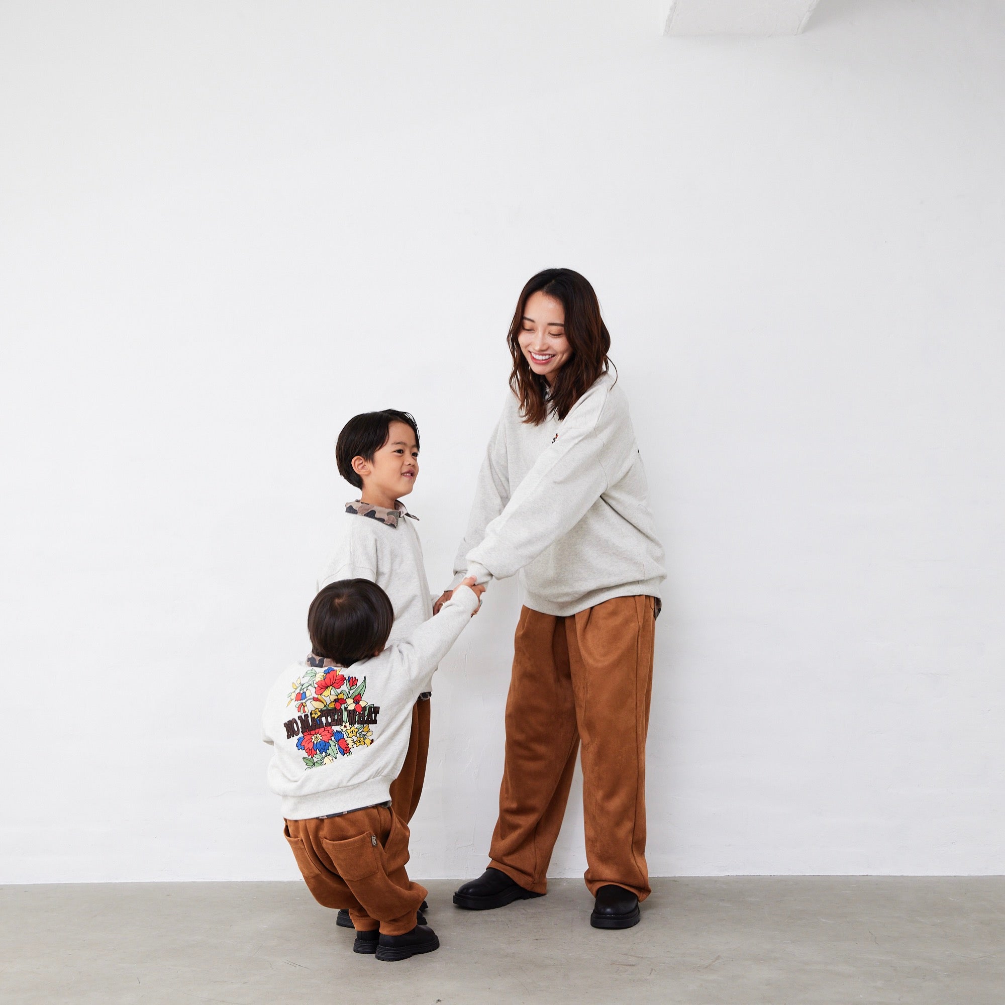 刺繍トレーナー – Fluffy BROTHERS