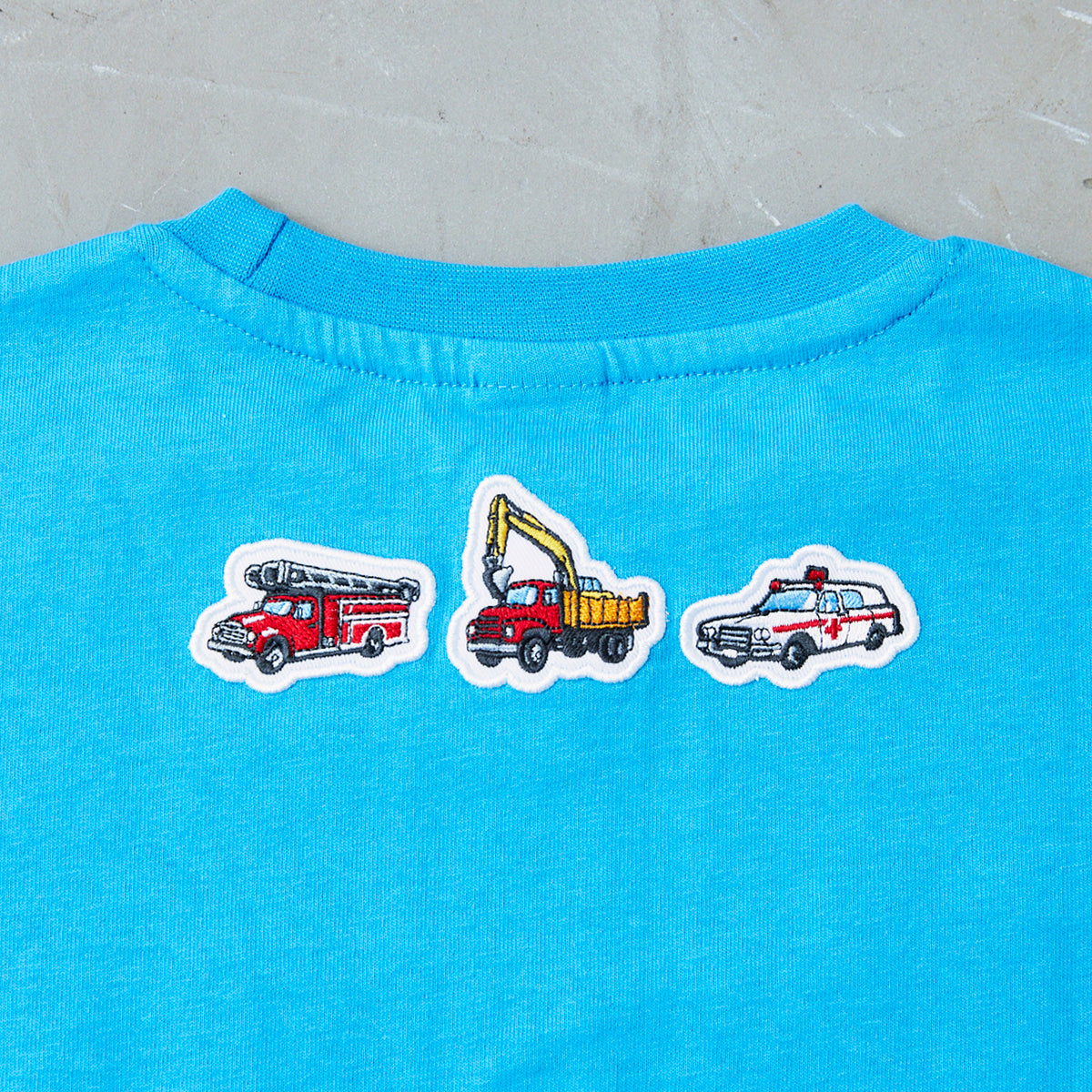 働く車プリントTシャツ