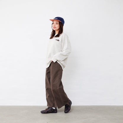 花ロゴ刺繍トレーナー