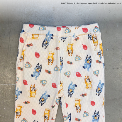 【ブルーイ】総柄フレアパンツ