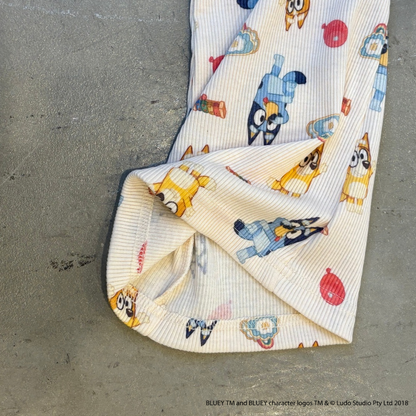 【ブルーイ】総柄フレアパンツ