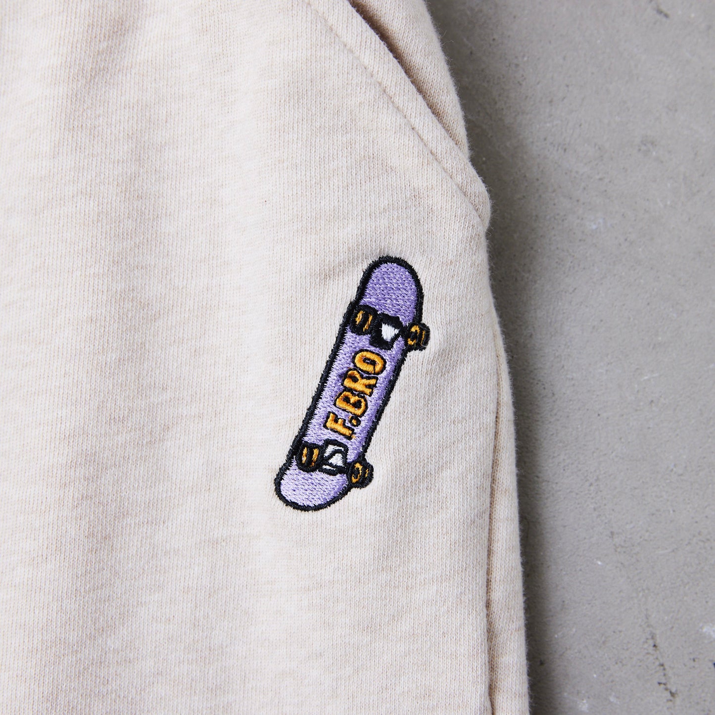 カットオフ　スウェットパンツ