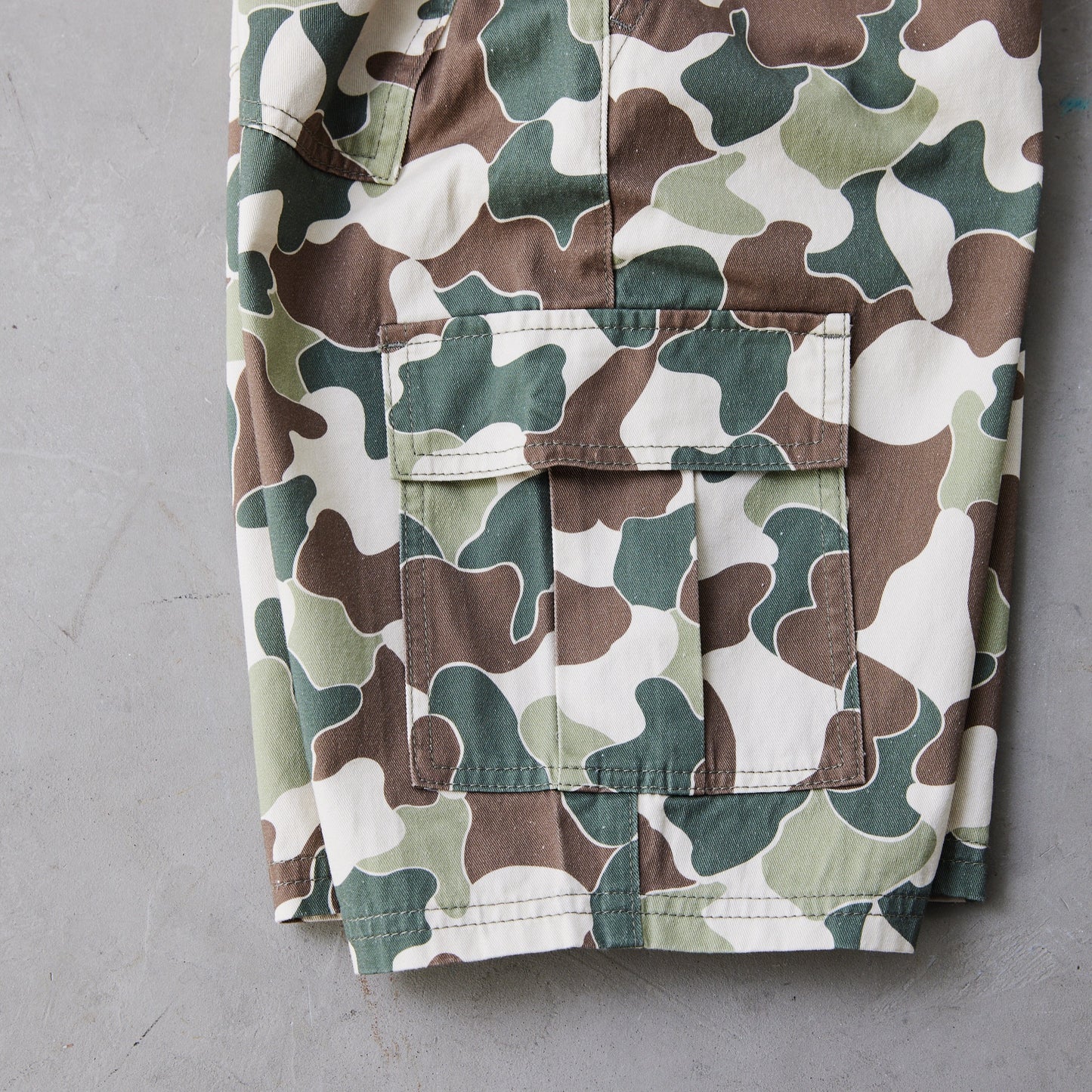 カーゴハーフパンツ