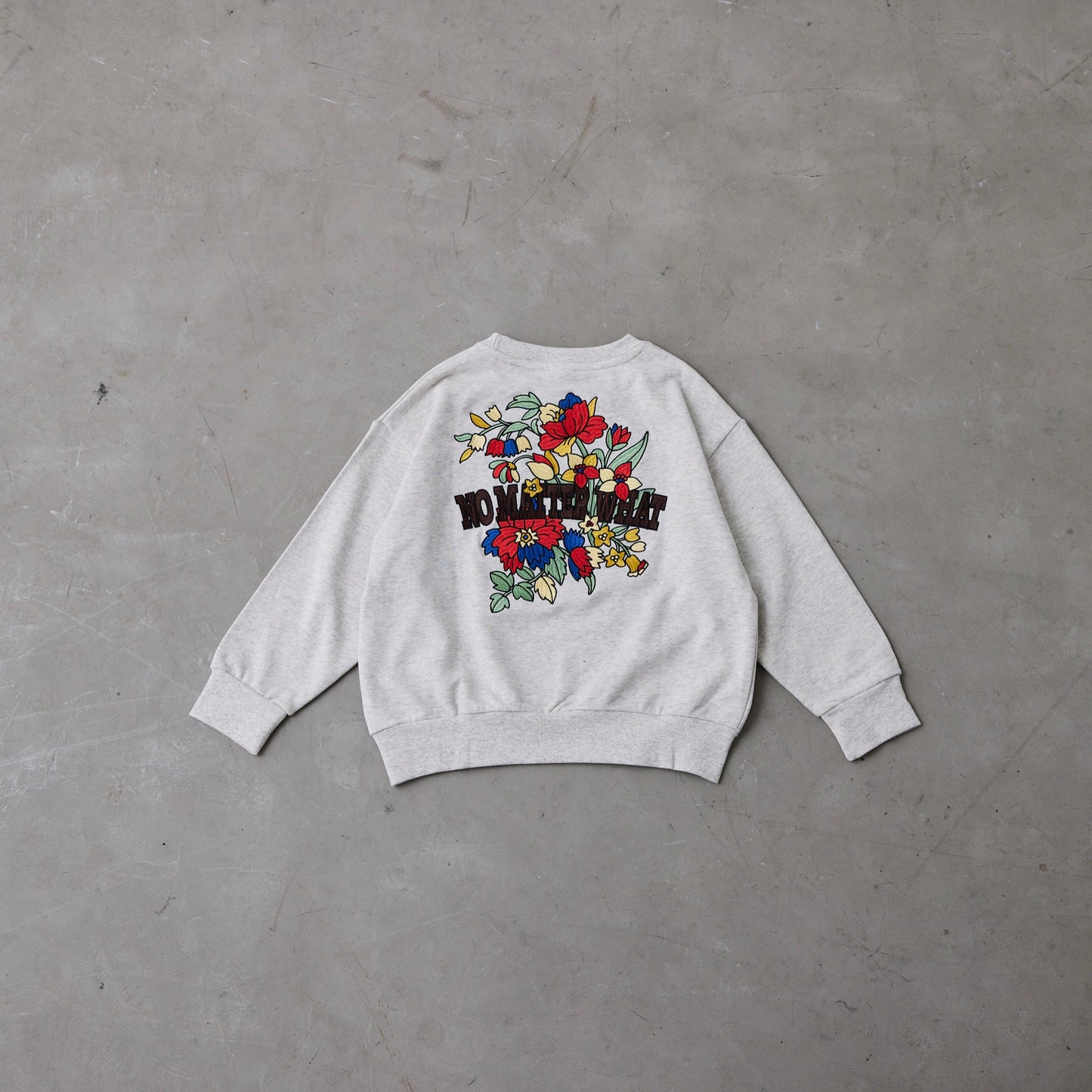 花ロゴ刺繍トレーナー