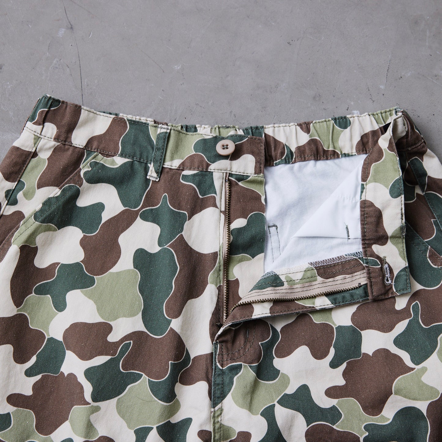 カーゴハーフパンツ