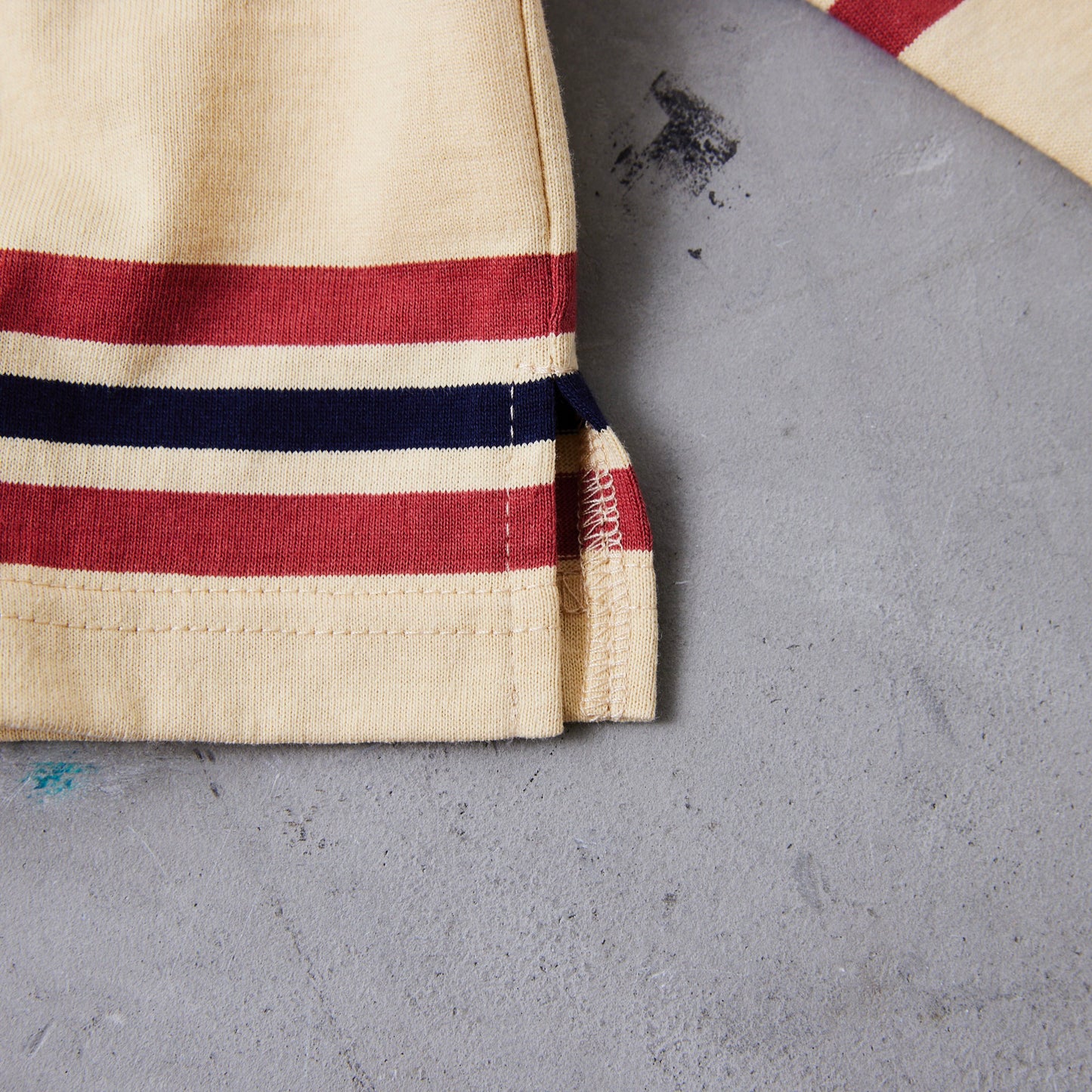 ボーダーラガーシャツ