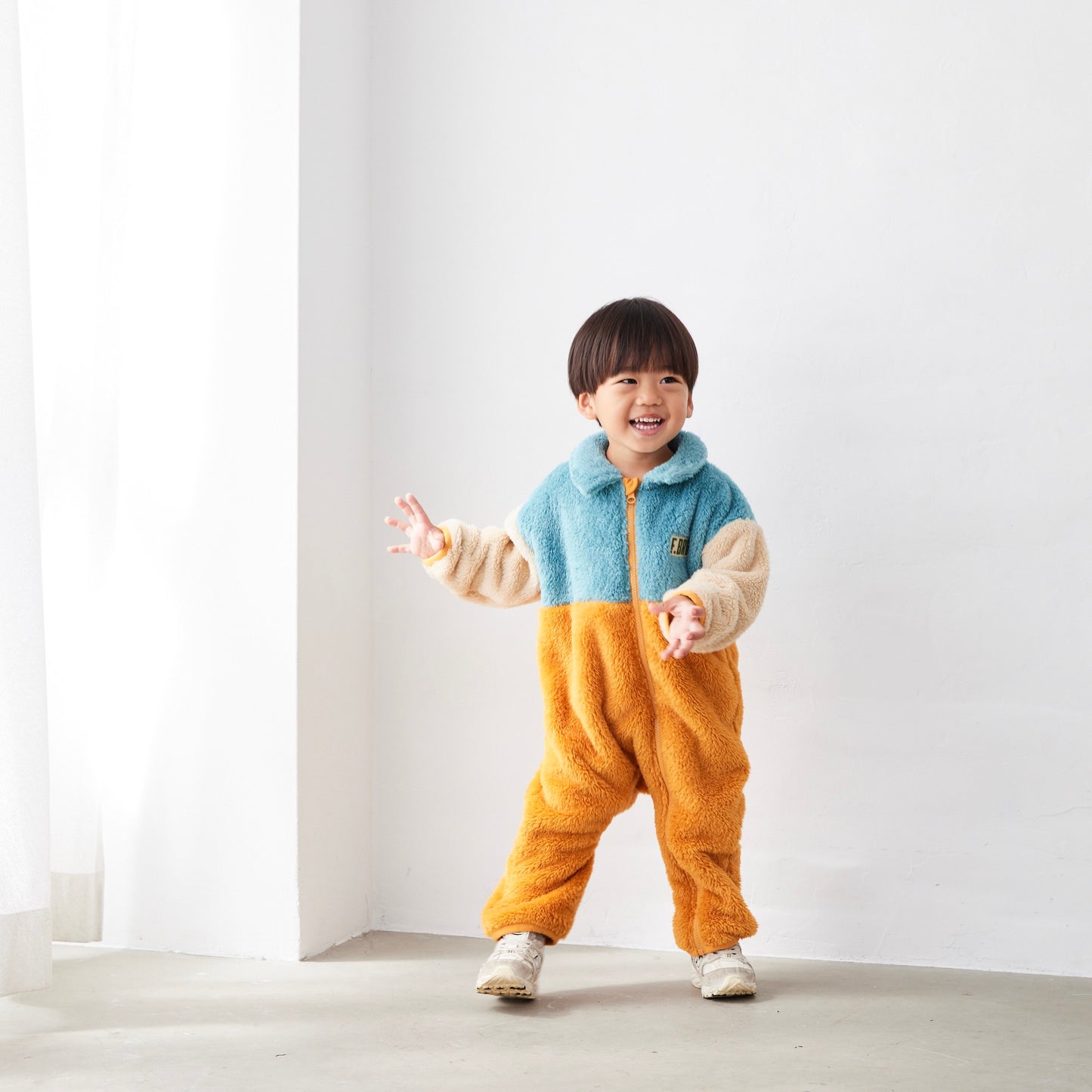 ボアジャンプスーツ