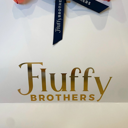 ロゴ入り紙袋(リボン付き)　M