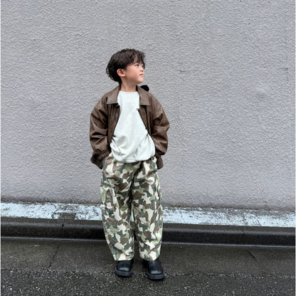 迷彩カーゴパンツ