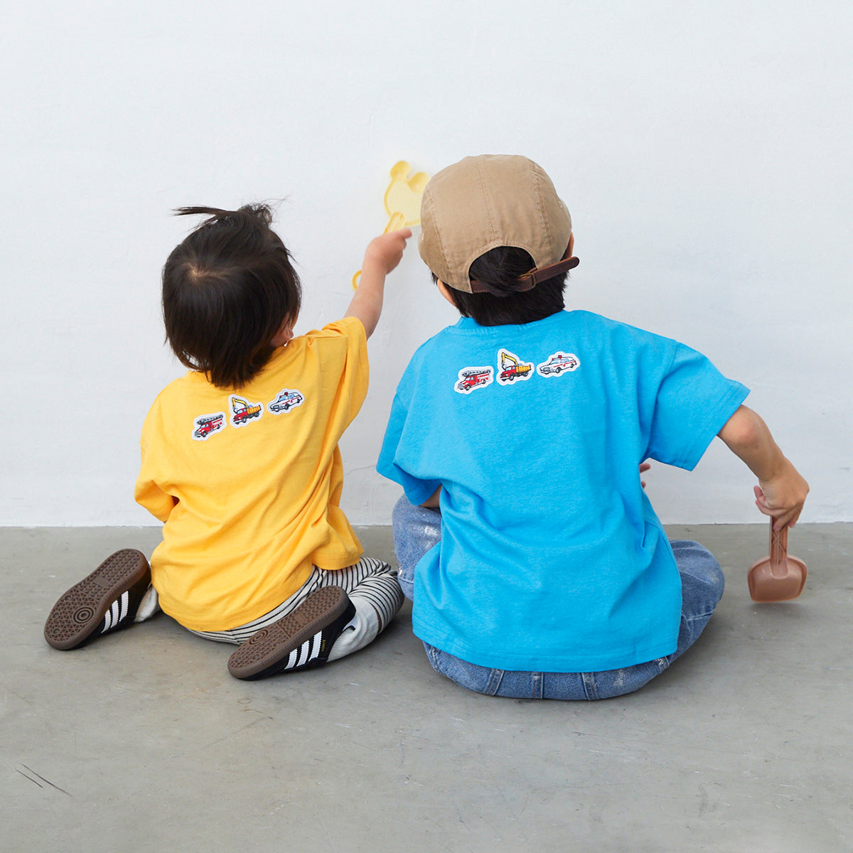 働く車プリントTシャツ