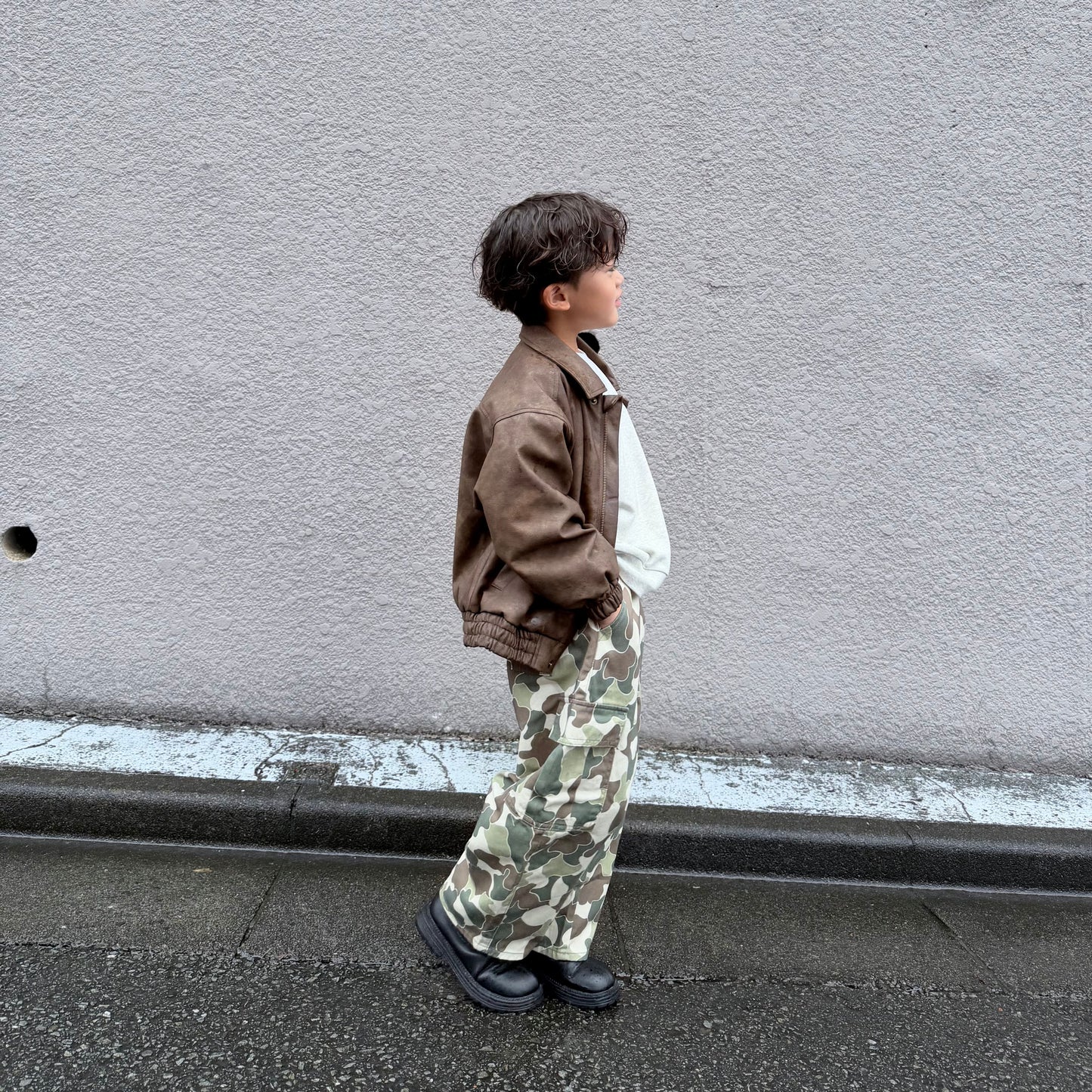 迷彩カーゴパンツ