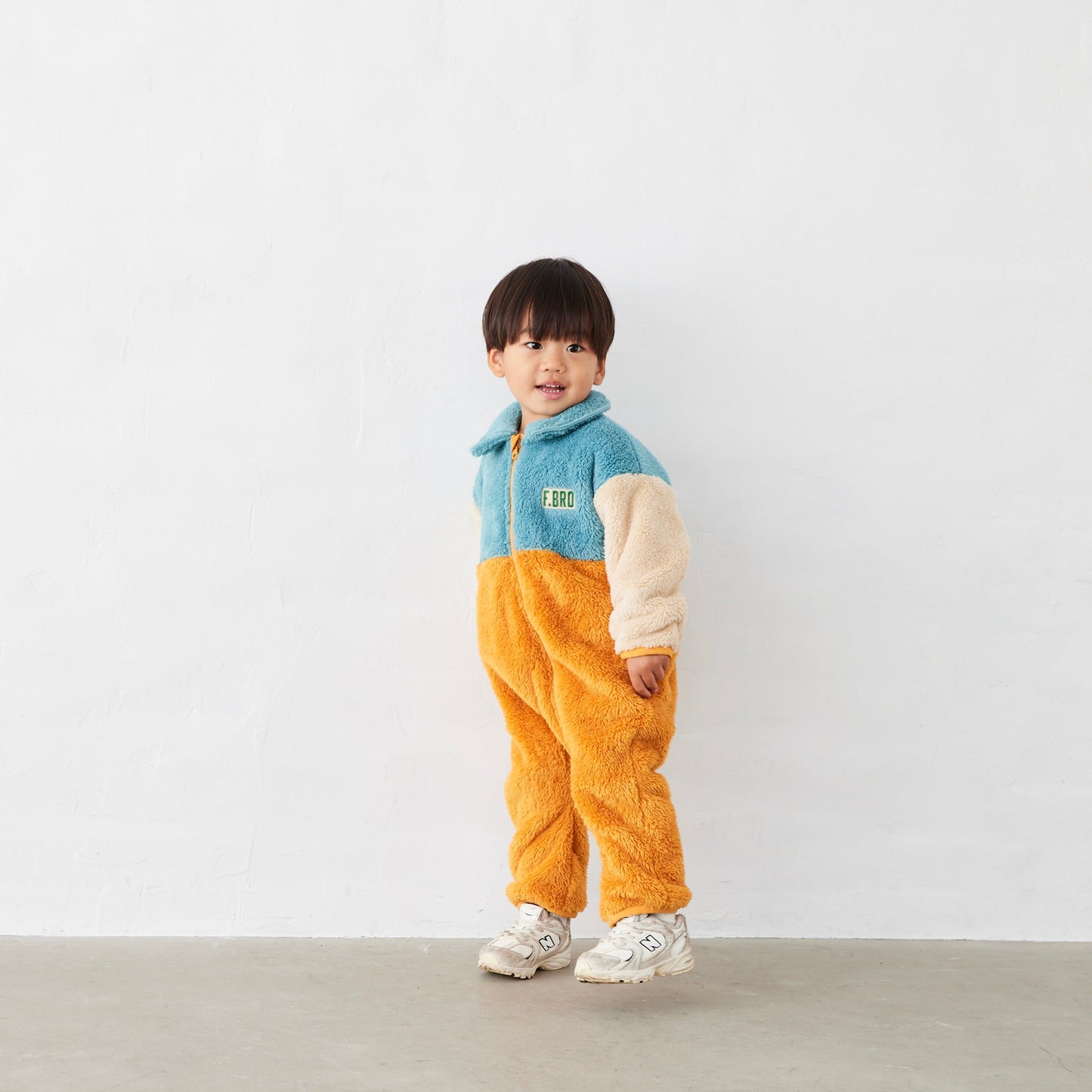 ボアジャンプスーツ