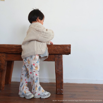 【ブルーイ】総柄フレアパンツ