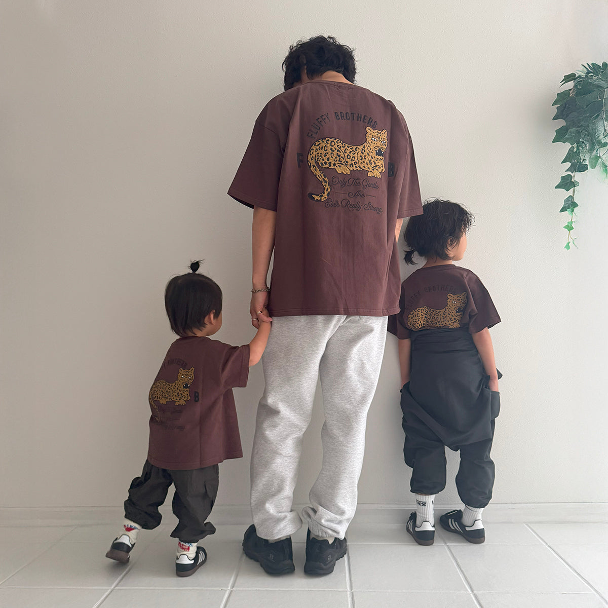 刺繍Tシャツ