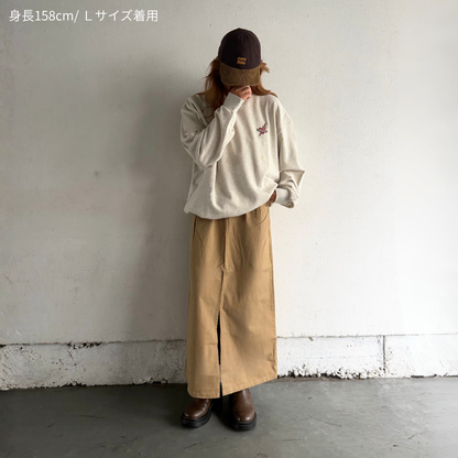 トラ刺繍トレーナー